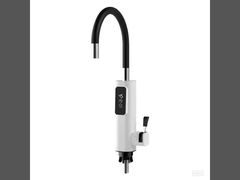 Elemen pemanas aluminium cor tahan kerak, daya 3.400W memanaskan air dalam 3–5 detik; terbuat dari ABS